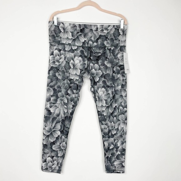 Athleta Elation Textured Tight Chakra Floral Black/ Seasalt 1X - Picture 3 of 15